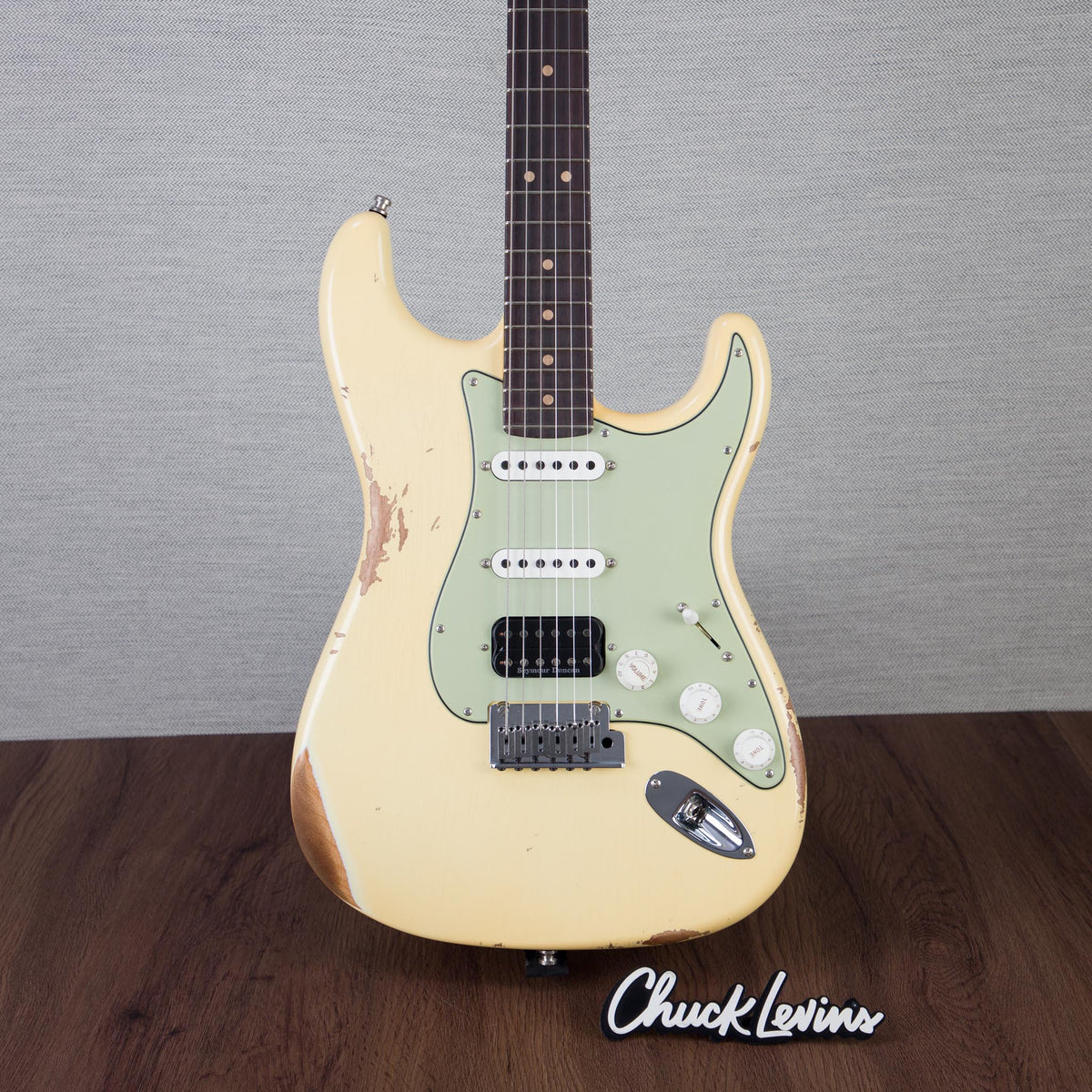 Fender Custom Shop Deluxe Stratocaster Electric Guitar Closet Classic - Vintage White - #R143612