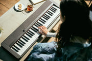 Casio CT-S1 Casiotone 61-Key Keyboard - Black w/ Headphones