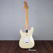 Fender Custom Shop Stratocaster Pro Electric Guitar - Aged Vintage White - #XN18811