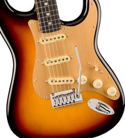 Fender American Ultra II Stratocaster - Ultraburst w/ Guitar Cleaning Kit