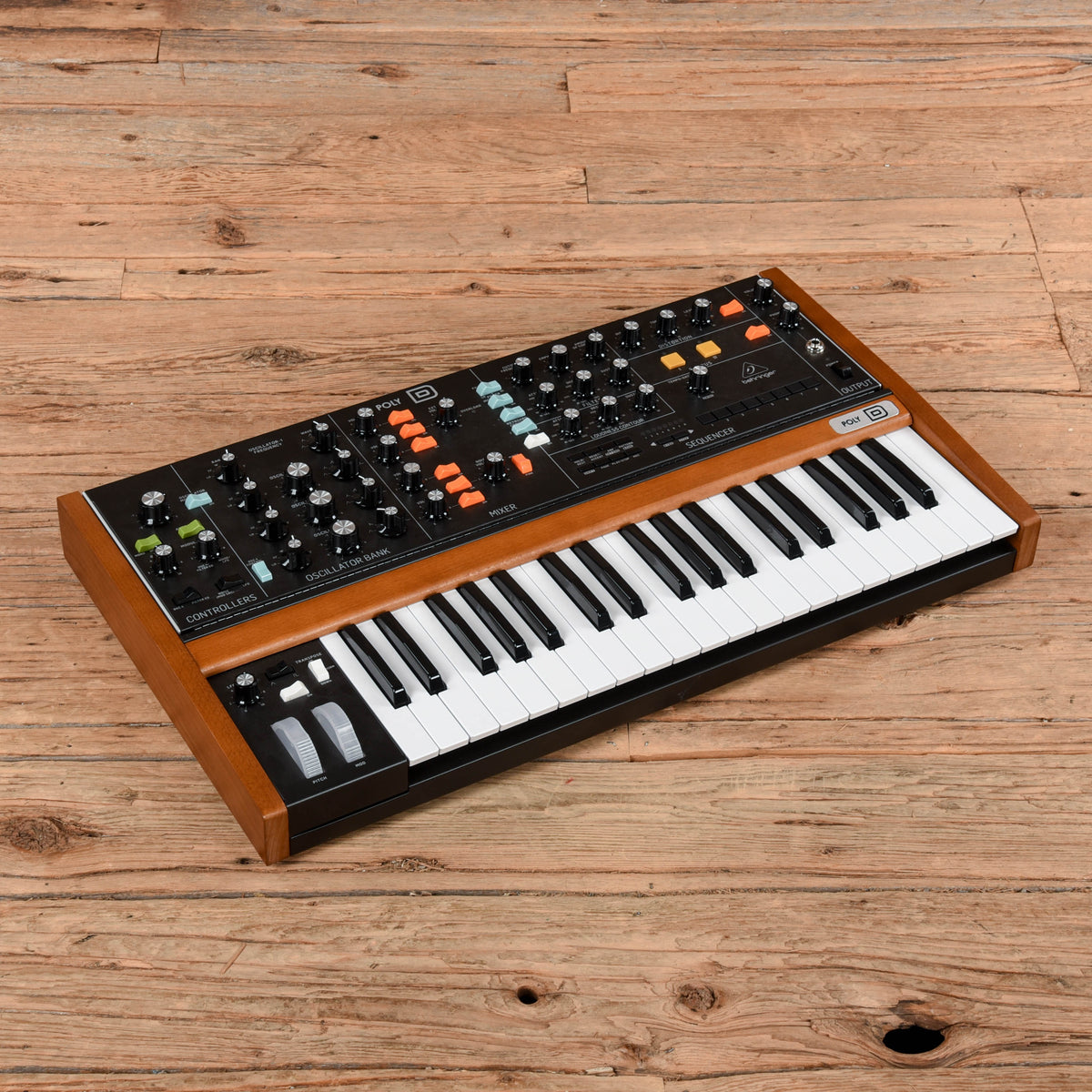 Behringer Poly D 4-Voice Polyphonic Synthesizer - MUSICTONER