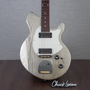 Eastman Offset '63 Electric Guitar - Shoreline Gold