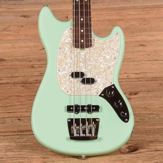Fender American Performer Mustang Bass Satin Surf Green 2023 - MUSICTONER