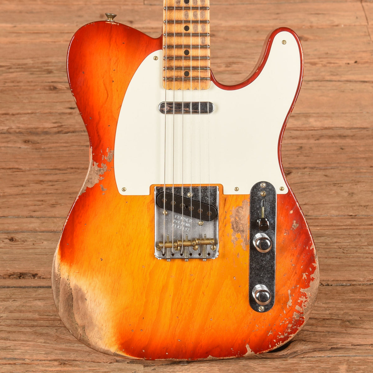 Fender Custom Shop '51 Nocaster Aged Cherry Sunburst 2025 - MUSICTONER