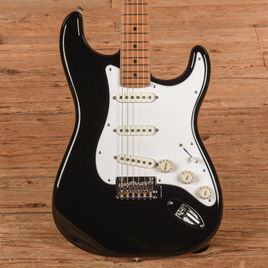 Fender Player Stratocaster Black 2023 - MUSICTONER