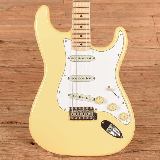 Fender Yngwie Malmsteen Stratocaster Vintage White 2022 - MUSICTONER