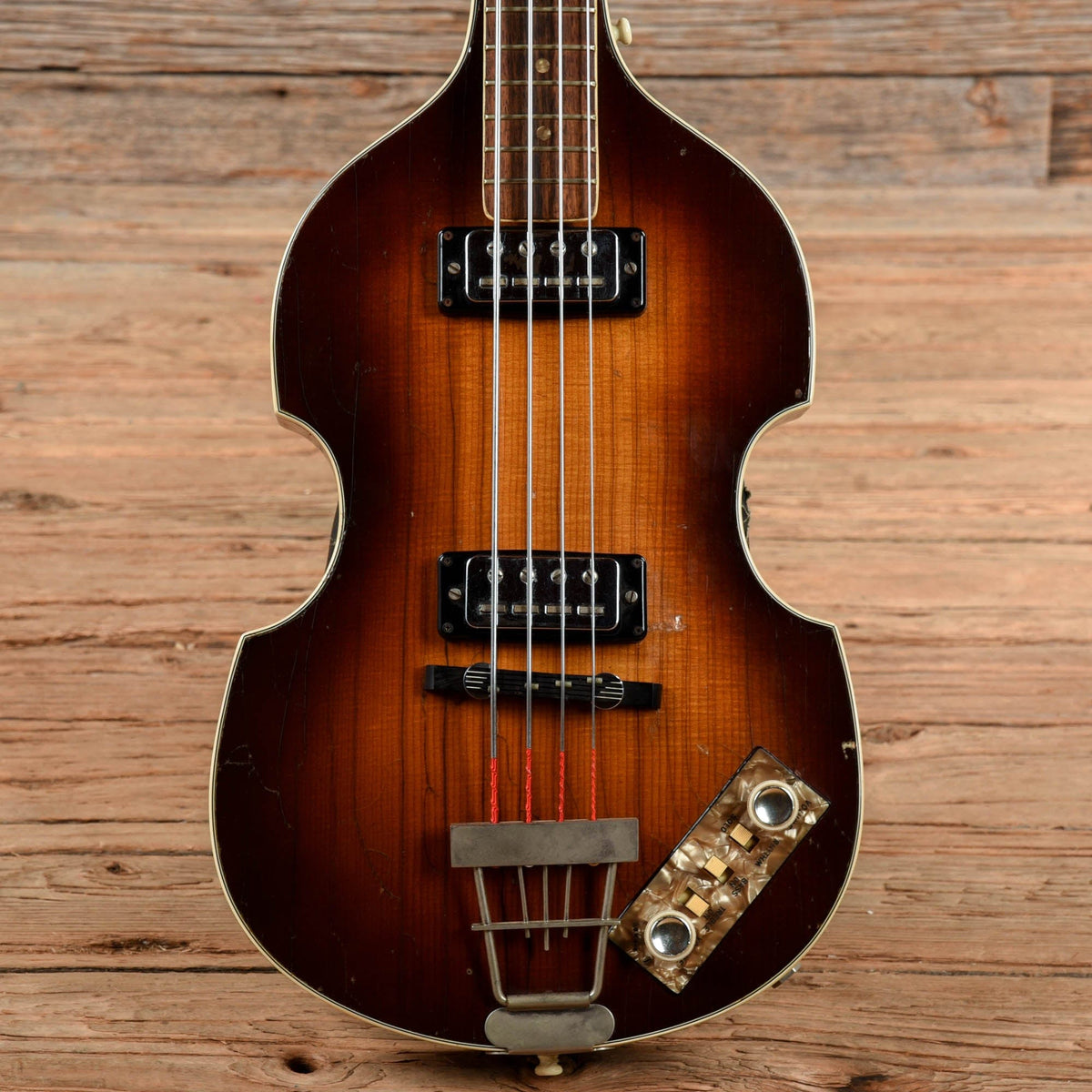 Hofner 500/1 Sunburst 1966 - MUSICTONER