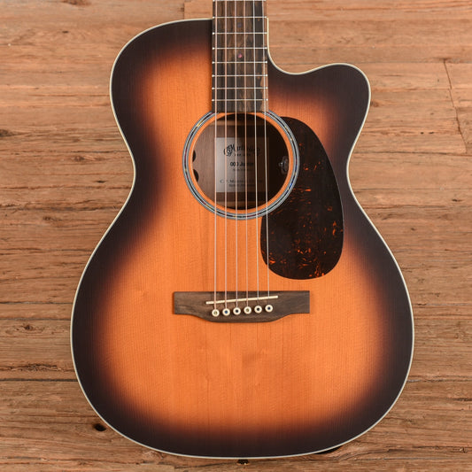 Martin 000C-Jr Walnut Burst 2026 - MUSICTONER