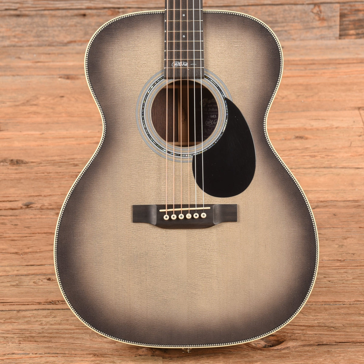Martin 20th Anniversary OMJM John Mayer Signature Grey Sunburst 2024 - MUSICTONER