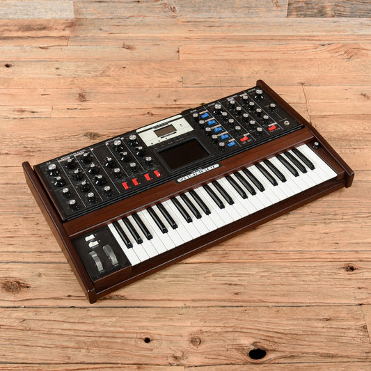 Moog Minimoog Voyager Select Series 44-Key Monophonic Synthesizer - MUSICTONER