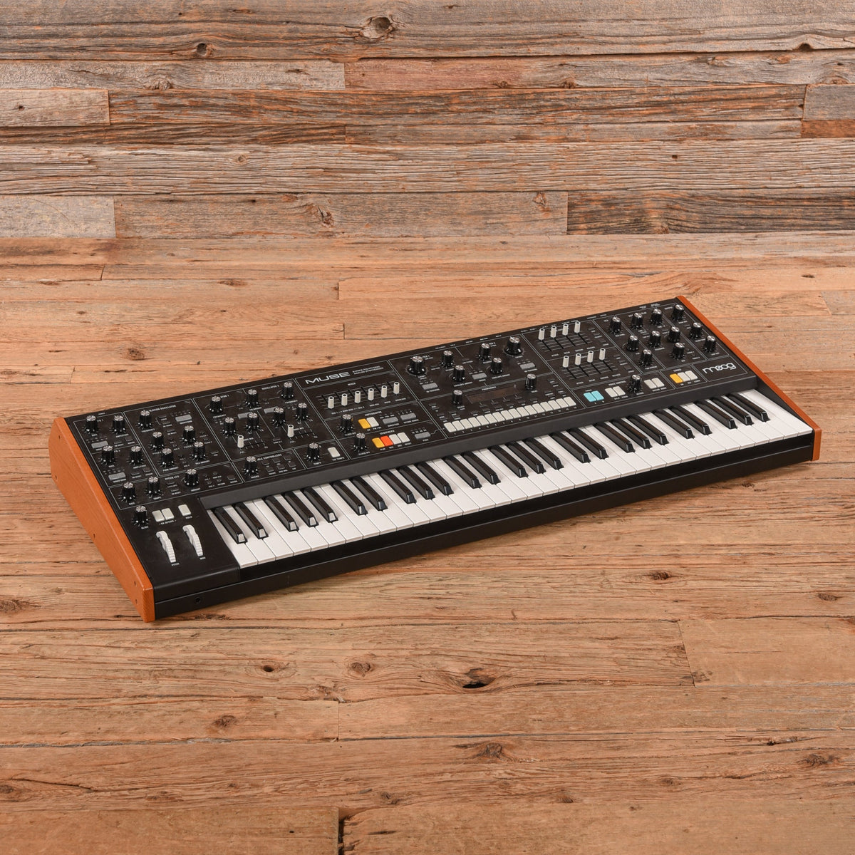 Moog Muse 8-Voice Analog Synthesizer - MUSICTONER