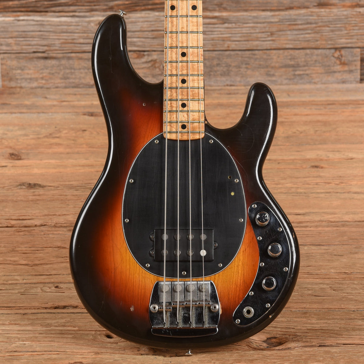 Music Man '77 StingRay Body w/'90 StingRay Neck Sunburst - MUSICTONER
