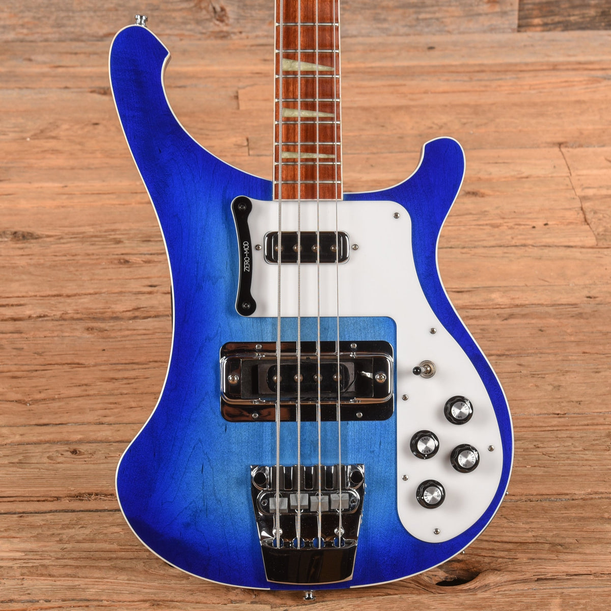 Rickenbacker 4003 Blue Burst 2006 - MUSICTONER