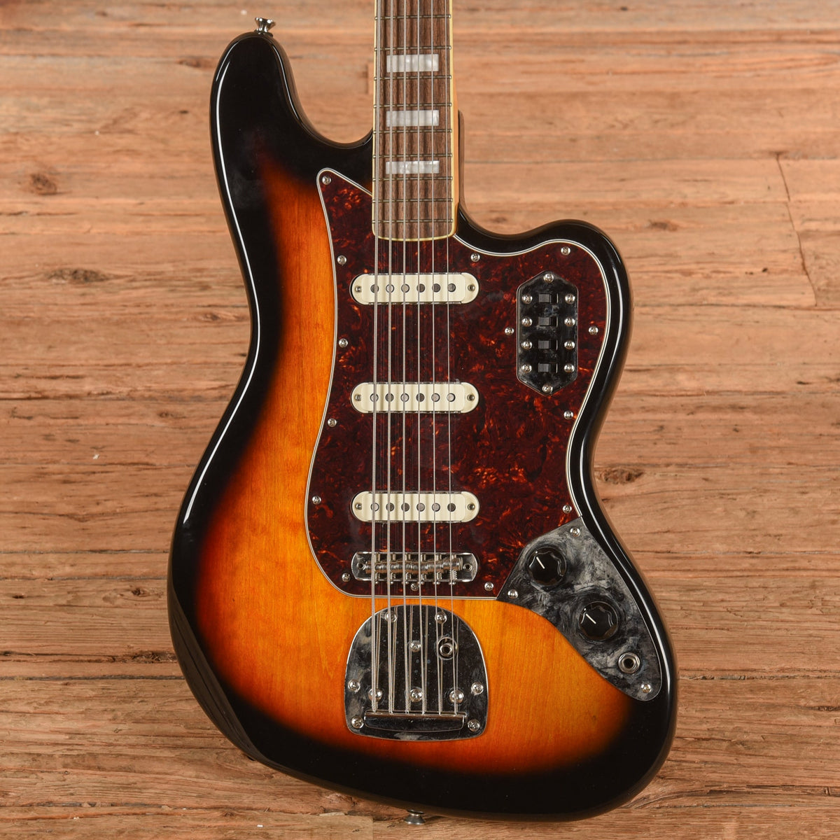 Squier Classic Vibe Bass VI Sunburst 2023 - MUSICTONER