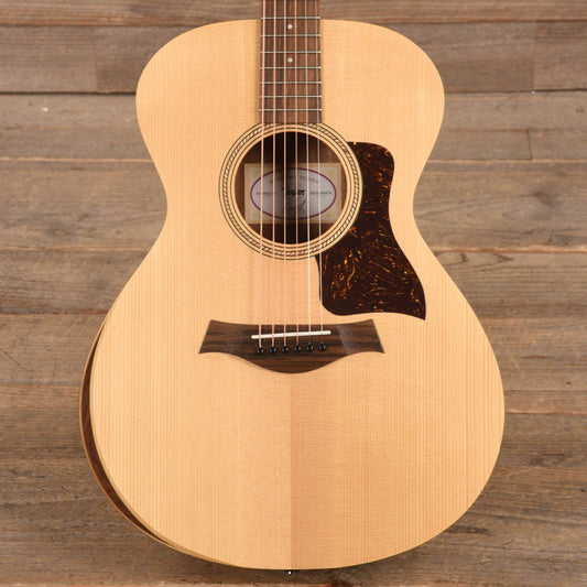 Taylor Academy 12 Grand Concert Sitka/Walnut Natural w/Gig Bag - MUSICTONER