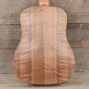 Taylor BT1e Walnut Natural w/ES-B & Gig Bag - MUSICTONER