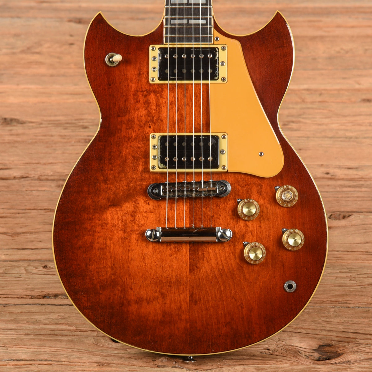 Yamaha SG-800S Sunburst 1980 - MUSICTONER